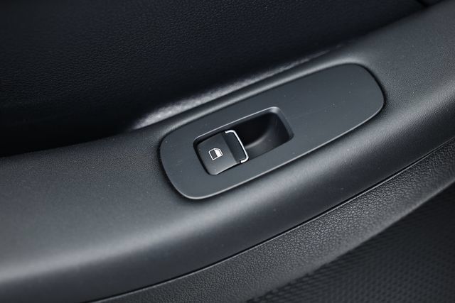 Certified 2025 Hyundai Sonata SE FWD image 22