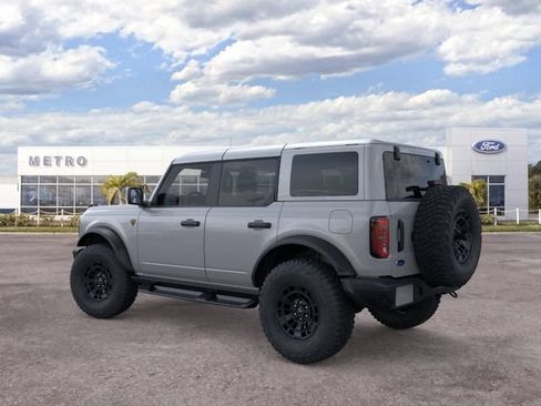 New 2026 Ford Bronco Badlands w/ Sasquatch Package AWD/4WD image 11