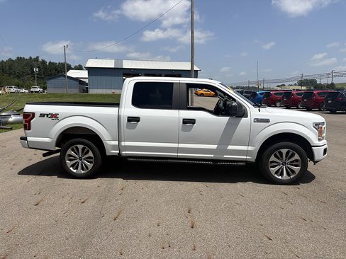 Used 2018 Ford F150 XL w/ Equipment Group 101A Mid AWD/4WD image 6