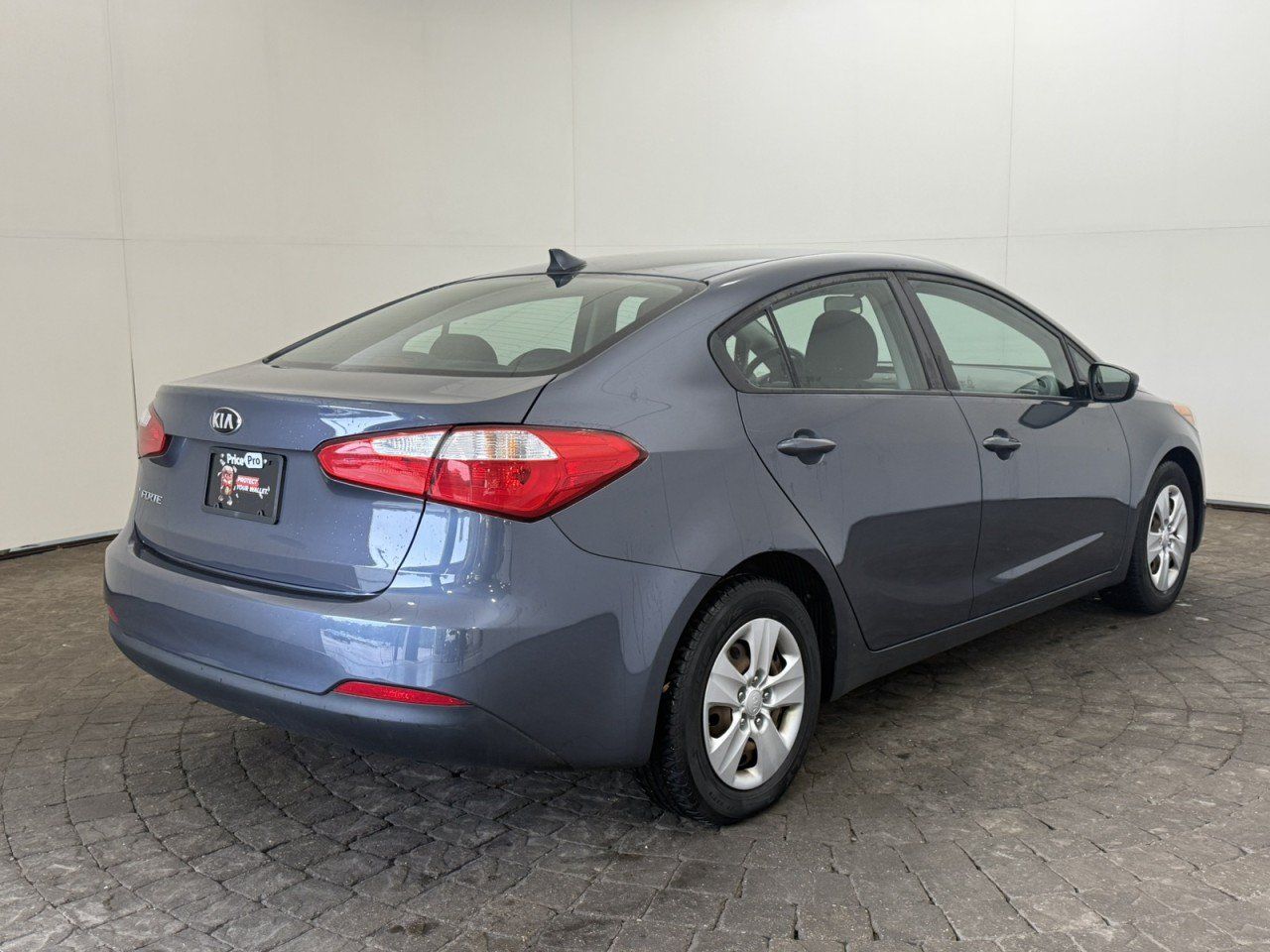 Used 2016 Kia Forte LX w/ Protection Package FWD image 9