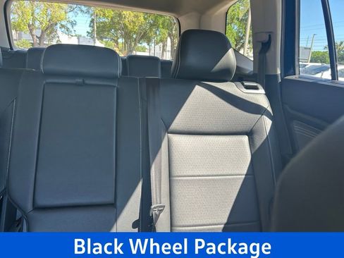 Used 2023 Volkswagen Atlas SE w/ Black Wheel Package FWD image 16