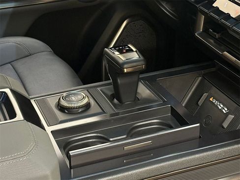 Used 2024 GMC Hummer EV 3X image 18