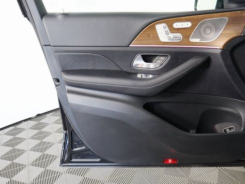 Used 2024 Mercedes-Benz GLE 350 4MATIC image 12