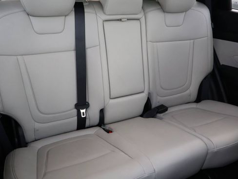 Used 2025 Hyundai Tucson SEL FWD image 20