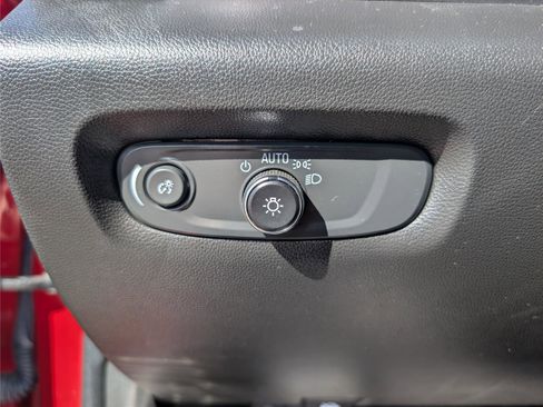 Used 2023 Chevrolet Traverse High Country image 27