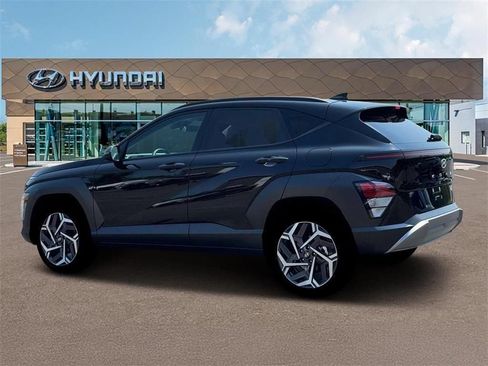 Used 2026 Hyundai Kona SEL Premium AWD/4WD image 4