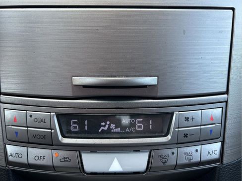 Used 2011 Subaru Outback 3.6R Limited w/ PWR Moonroof Pkg image 29