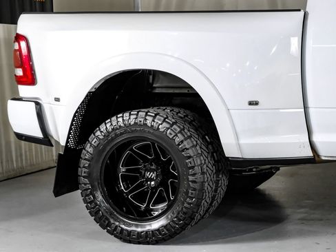 Used 2022 RAM 3500 Limited w/ Body Color Bumper Group AWD/4WD image 6