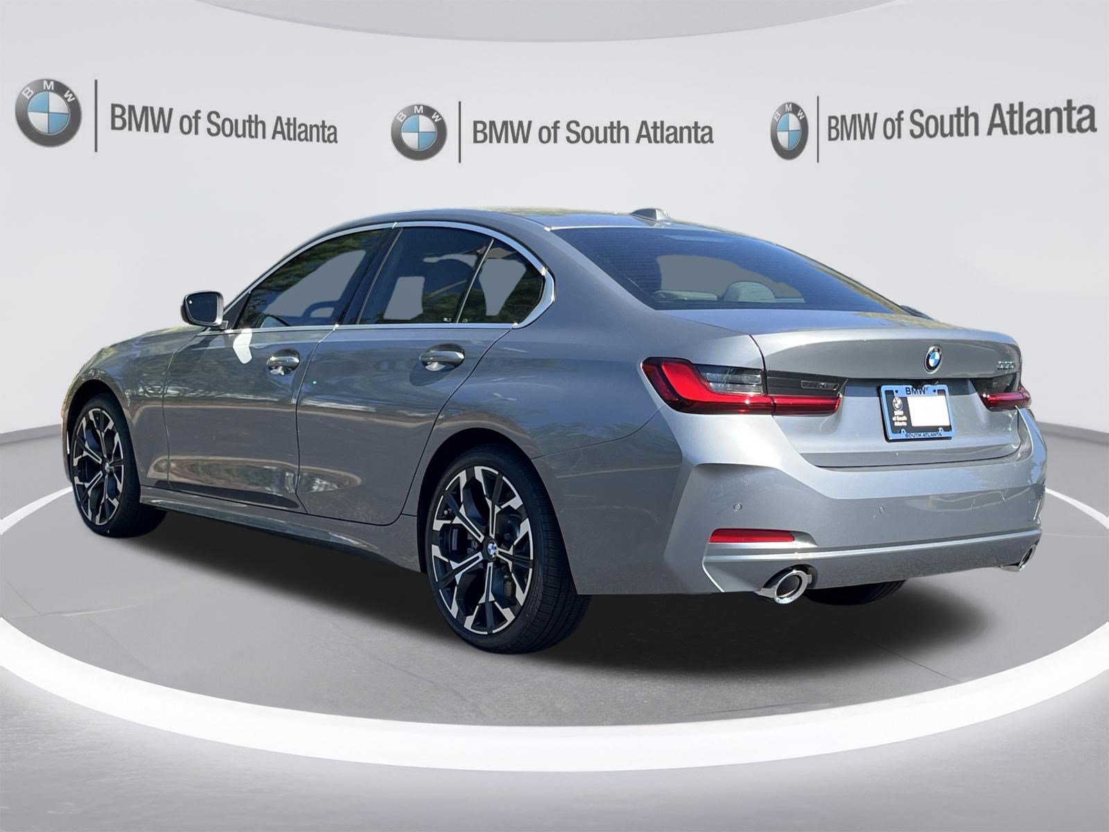 Certified 2026 BMW 330i Sedan w/ Premium Package RWD image 25