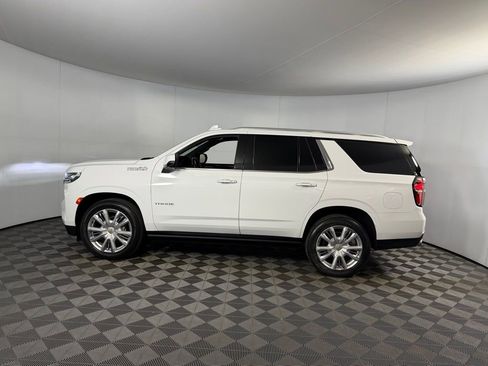 Used 2021 Chevrolet Tahoe High Country w/ Premium Package RWD image 8