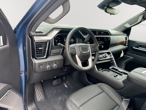 New 2026 GMC Sierra 2500 Denali w/ Denali Reserve Package AWD/4WD image 10