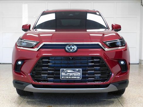 Used 2024 Toyota Grand Highlander Limited image 2