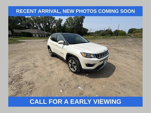 Used 2018 Jeep Compass Limited w/ Safe & Security Group AWD/4WD image 1