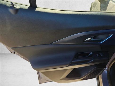 New 2026 Chevrolet Equinox EV LT image 10