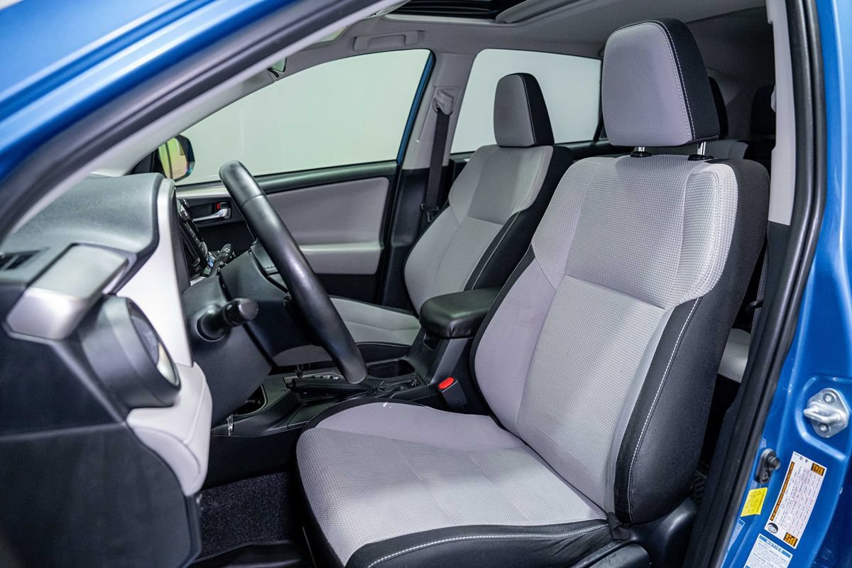 Used 2017 Toyota RAV4 XLE w/ Plus Special Value Package AWD/4WD image 13