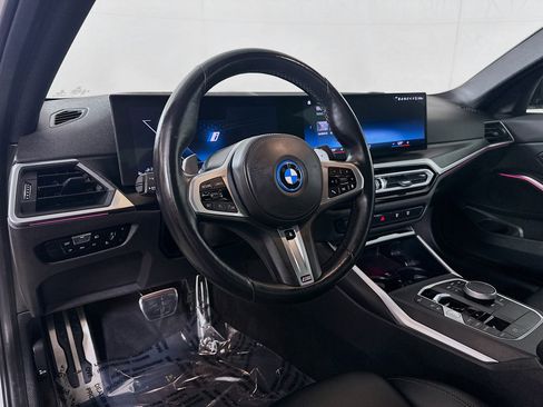 Used 2023 BMW 330e xDrive w/ M Sport Package AWD/4WD image 9