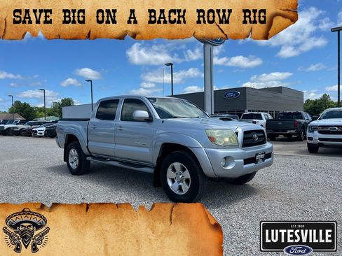 Used 2006 Toyota Tacoma PreRunner image 1