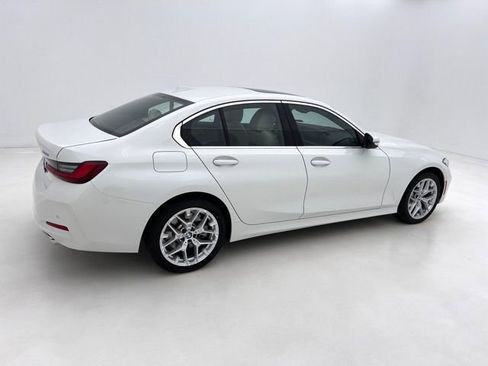 Certified 2025 BMW 330i xDrive Sedan w/ Convenience Package AWD/4WD image 6