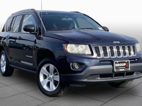 Used 2014 Jeep Compass Sport w/ Power Value Group FWD image 3
