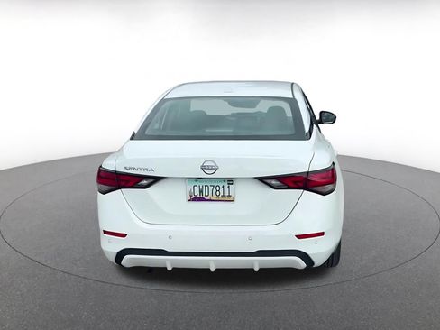 Used 2025 Nissan Sentra SV FWD image 12