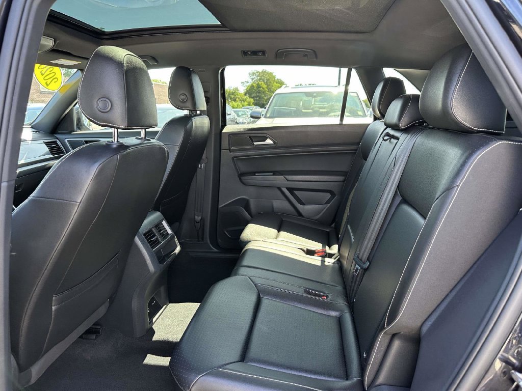 Used 2020 Volkswagen Atlas Cross Sport SEL AWD/4WD image 10