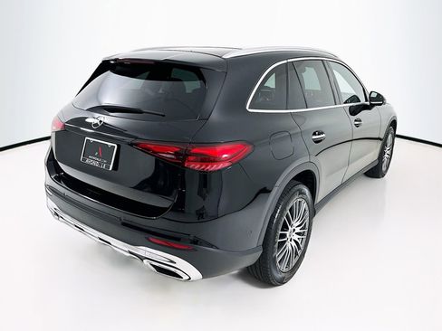 Used 2026 Mercedes-Benz GLC 300 image 8