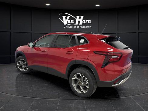 New 2026 Chevrolet Trax LT image 3