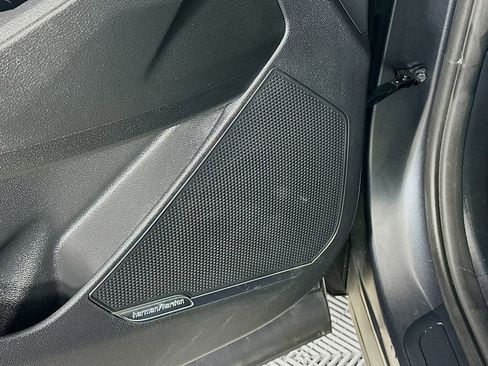 Used 2025 Kia Sportage SX Prestige image 26