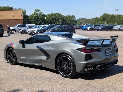 Used 2022 Chevrolet Corvette Stingray Convertible w/ Z51 Performance Package RWD image 7