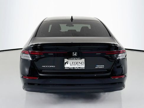 Used 2025 Honda Accord Sport image 6