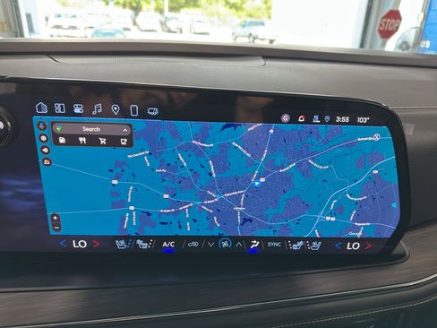 New 2025 Chevrolet Suburban Premier image 20