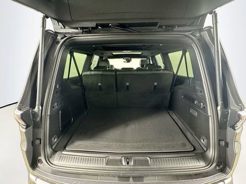 New 2026 Jeep Grand Wagoneer L 4X4 image 30