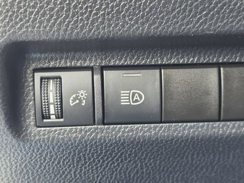 Used 2023 Toyota RAV4 XSE AWD/4WD image 25