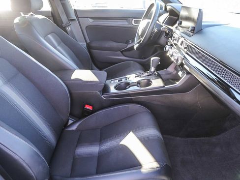 Used 2024 Honda Civic Sport image 19