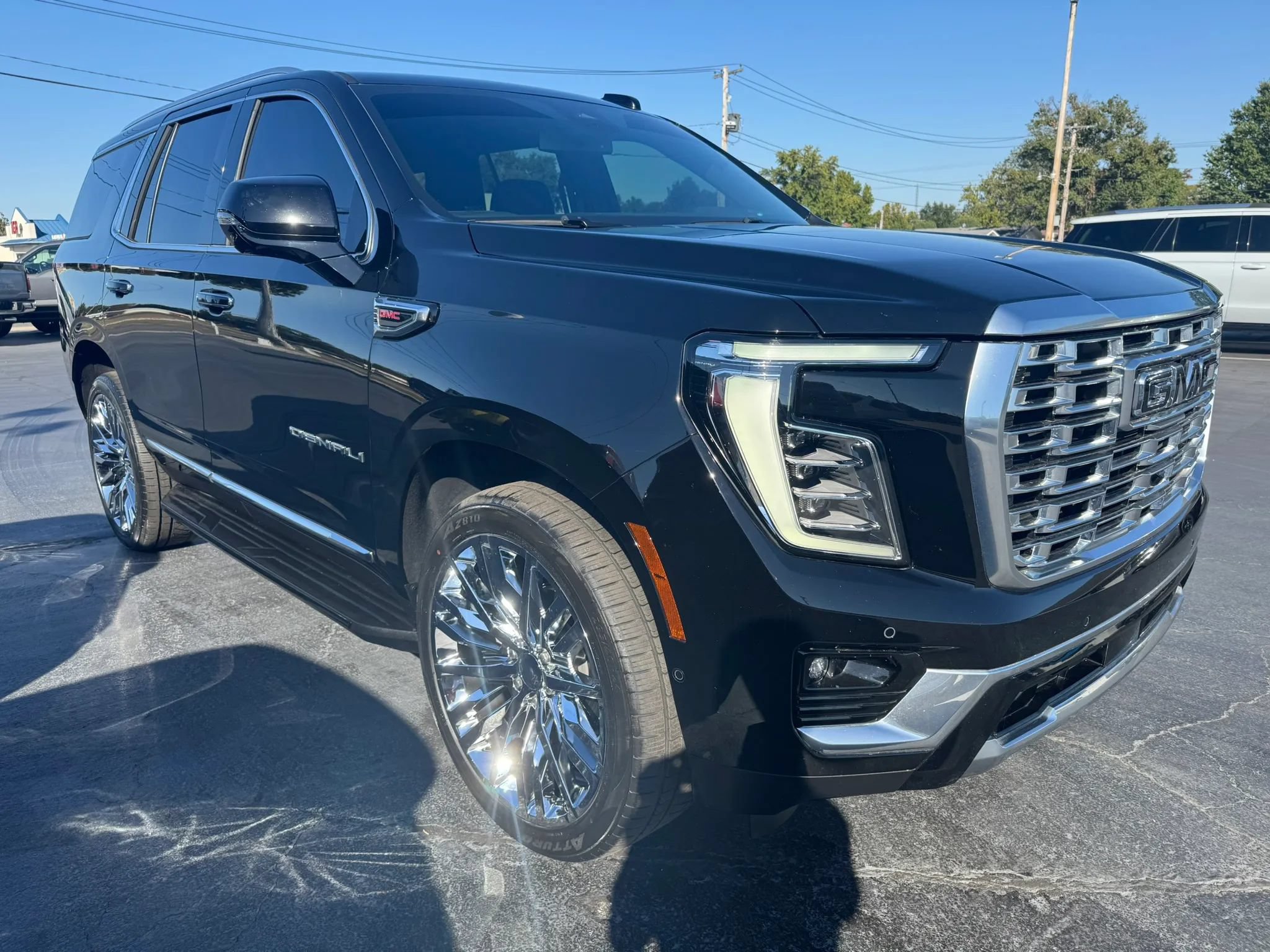Used 2025 GMC Yukon Denali AWD/4WD image 20