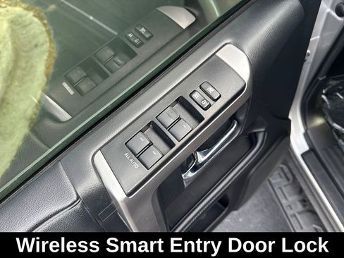 Used 2020 Toyota 4Runner SR5 Premium image 13