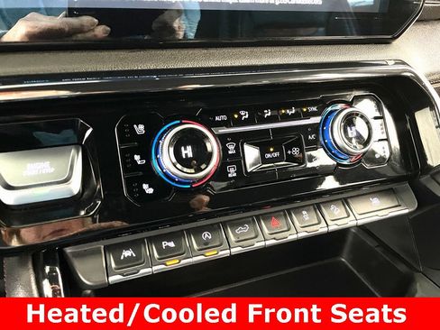 Certified 2022 GMC Sierra 1500 AT4 w/ AT4 Premium Package image 10