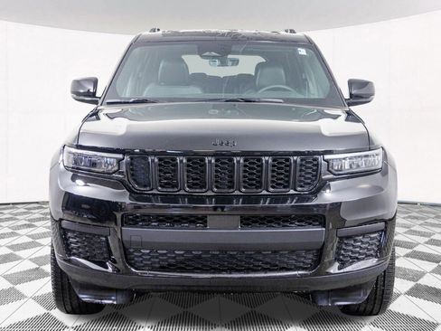 New 2025 Jeep Grand Cherokee L Altitude image 5