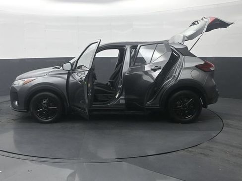 Used 2024 Nissan Kicks S FWD image 37