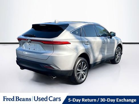 Used 2023 Toyota Venza LE AWD/4WD image 10
