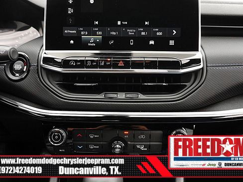 New 2026 Jeep Compass Latitude AWD/4WD image 22