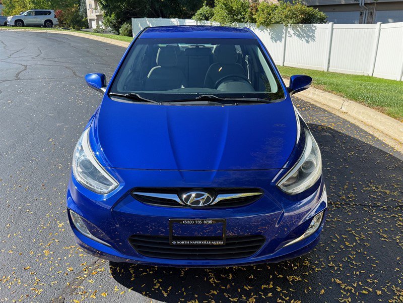 Used 2014 Hyundai Accent GLS w/ Option Group 2 FWD image 10