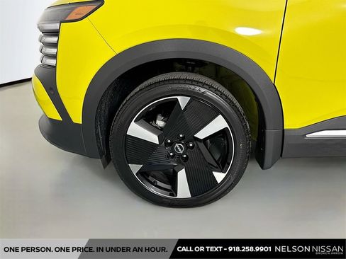 Certified 2025 Nissan Kicks SR AWD/4WD image 30