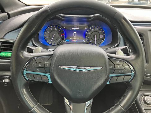 Used 2015 Chrysler 200 S w/ Navigation & Sound Group I image 18