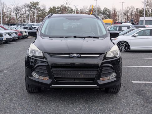 Used 2015 Ford Escape SE w/ Equipment Group 201A image 8