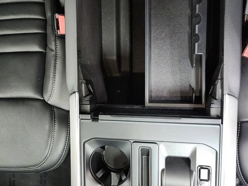 Used 2022 Ford F150 Platinum w/ Equipment Group 701A High AWD/4WD image 22