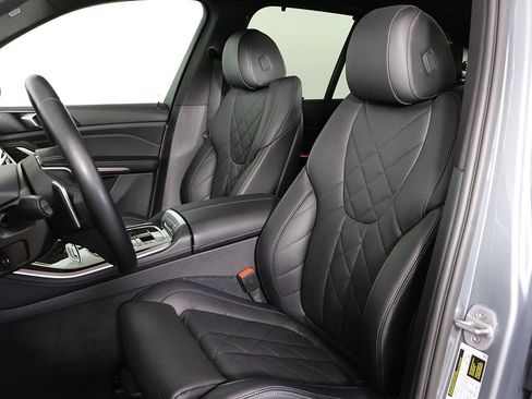 Used 2024 BMW X5 xDrive40i image 30