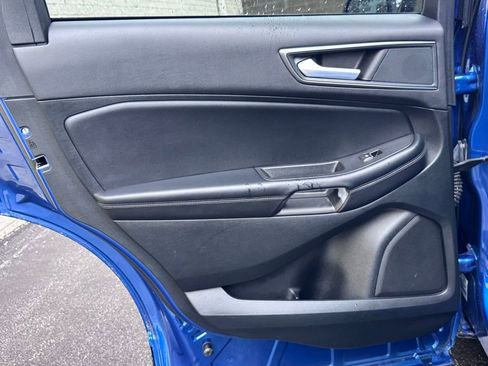 Used 2024 Ford Edge SE image 14