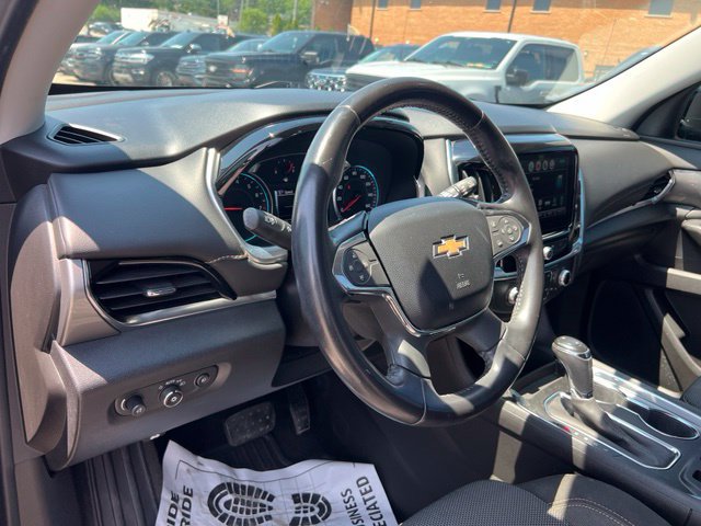 Used 2019 Chevrolet Traverse LT FWD image 7