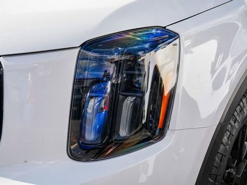 Certified 2025 Kia Telluride SX Prestige X-Pro image 11